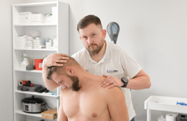 Jak wrócić do sprawności? Rehabilitacja domowa z HolisMed